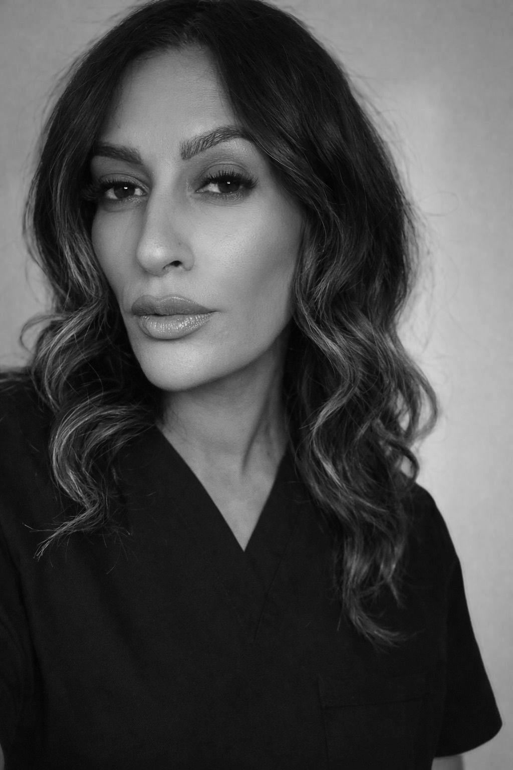 Samina — Makeup Artist & Bouncy Blow Dries